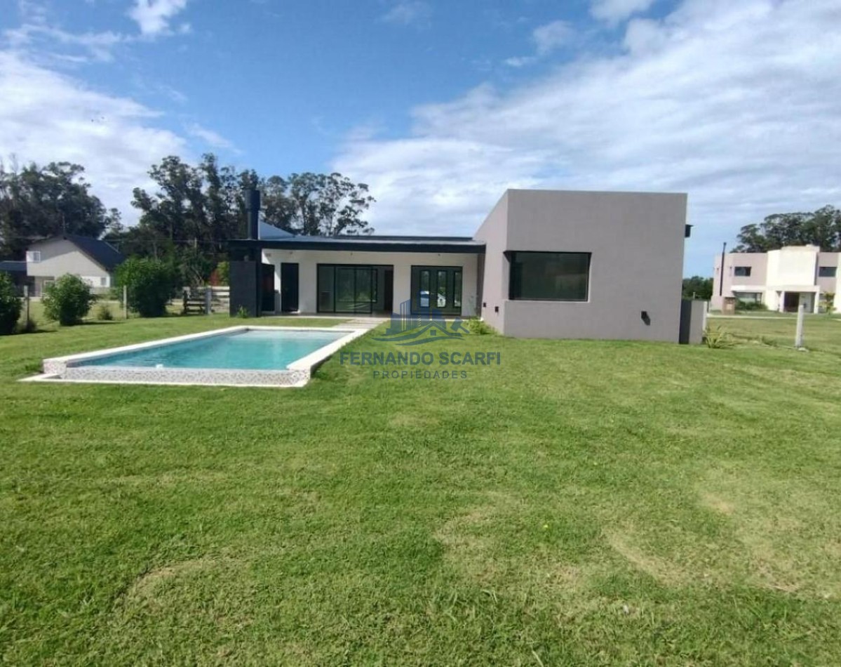 CHALET A ESTRENAR DE 5 AMBIENTES CON PISCINA Y PARQUE EN HARAS DEL MAR - CLUB DE CAMPO